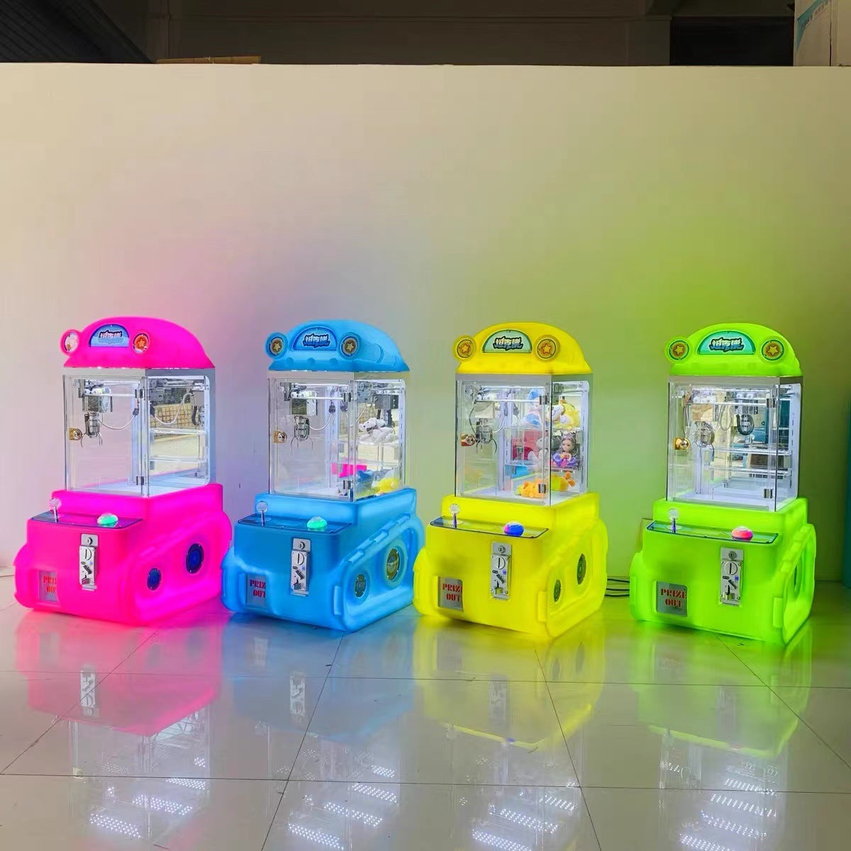 Commercial English Version Mini Plastic Coin Crane Machine