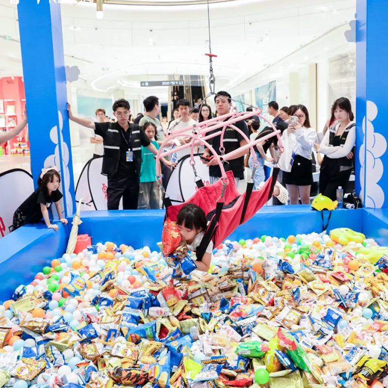 Commercial Human Claw Machine Big Arcade Live Action Game